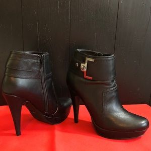 Black stiletto boots